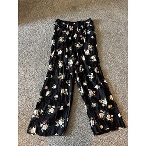 Hollister Flower Flowy Pants Size M‎